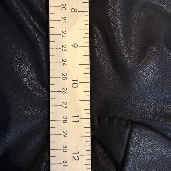 NWT RUFIYO High Waist Faux Leather Leggings Black Stretch Size Medium - Picture 10 of 13
